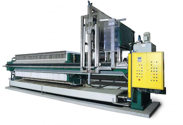 ep-filter_press_with_scraper-3.jpg